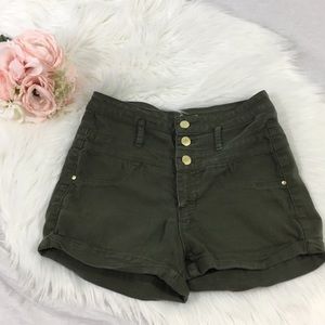 🎀Refuge Olive Green Hi-Rise Shorts
